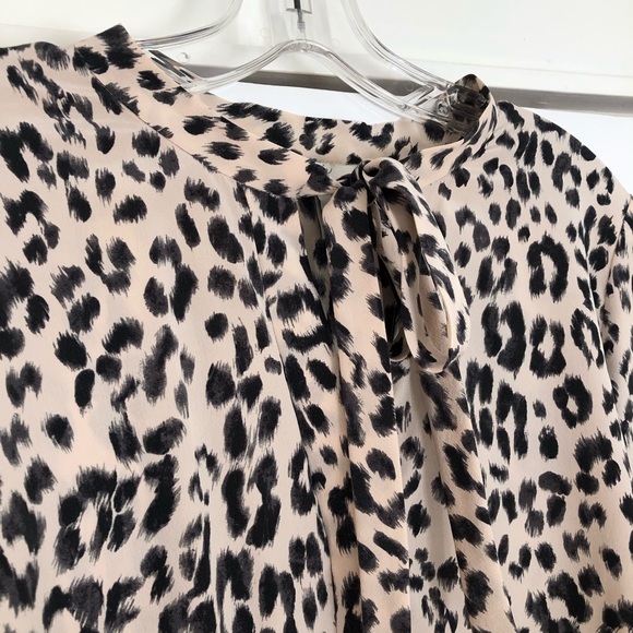 Joie light pink leopard print silk top. - Picture 3 of 6